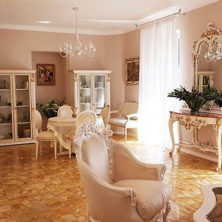 Hotel La Scogliera 博尔迪盖拉 外观 照片