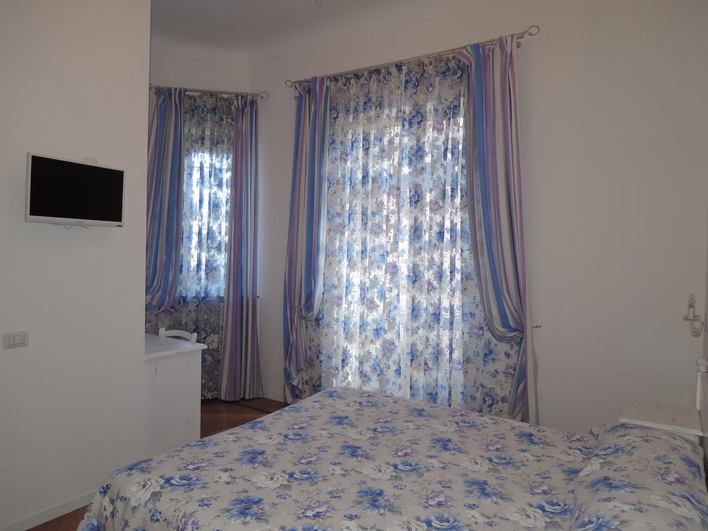 Hotel La Scogliera 博尔迪盖拉 外观 照片
